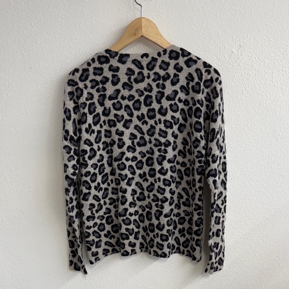 Cynthia Rowley Gray and Black Leopard Print Sweater cashmere size large - Picture 2 of 6